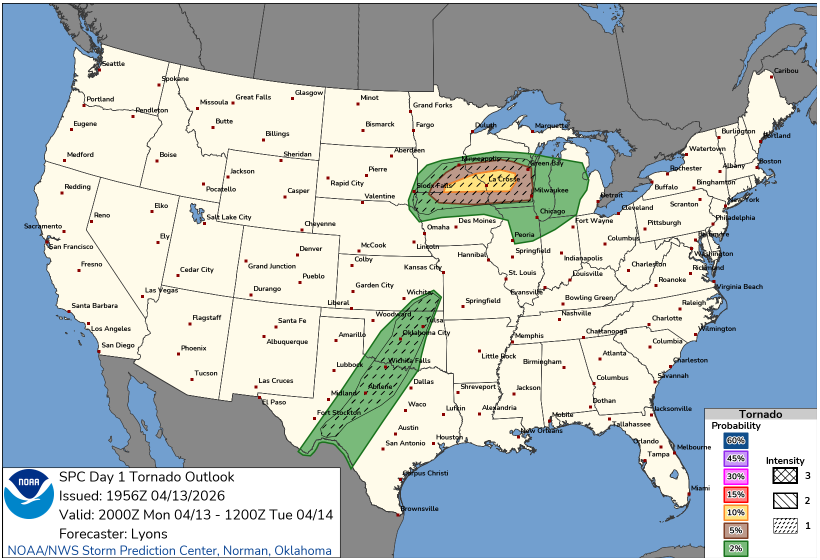 Tornado threat Wisconsin